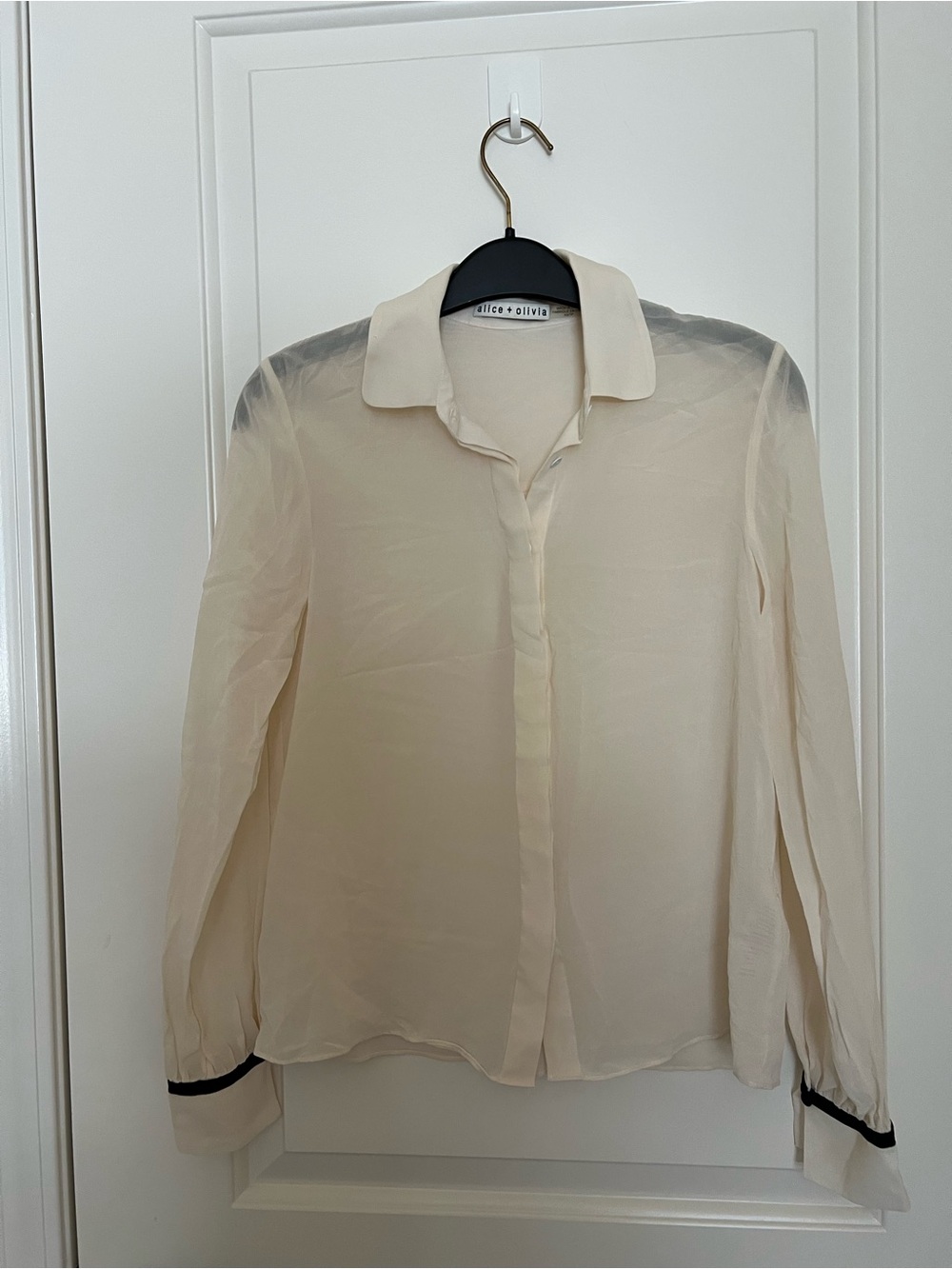 Alice + Olivia Cream Button-Up Shirt with Black Label